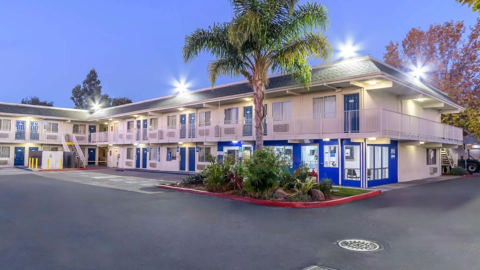 4 Smart Hotels Near Union City Marketplace Shopping Center Worth Booking