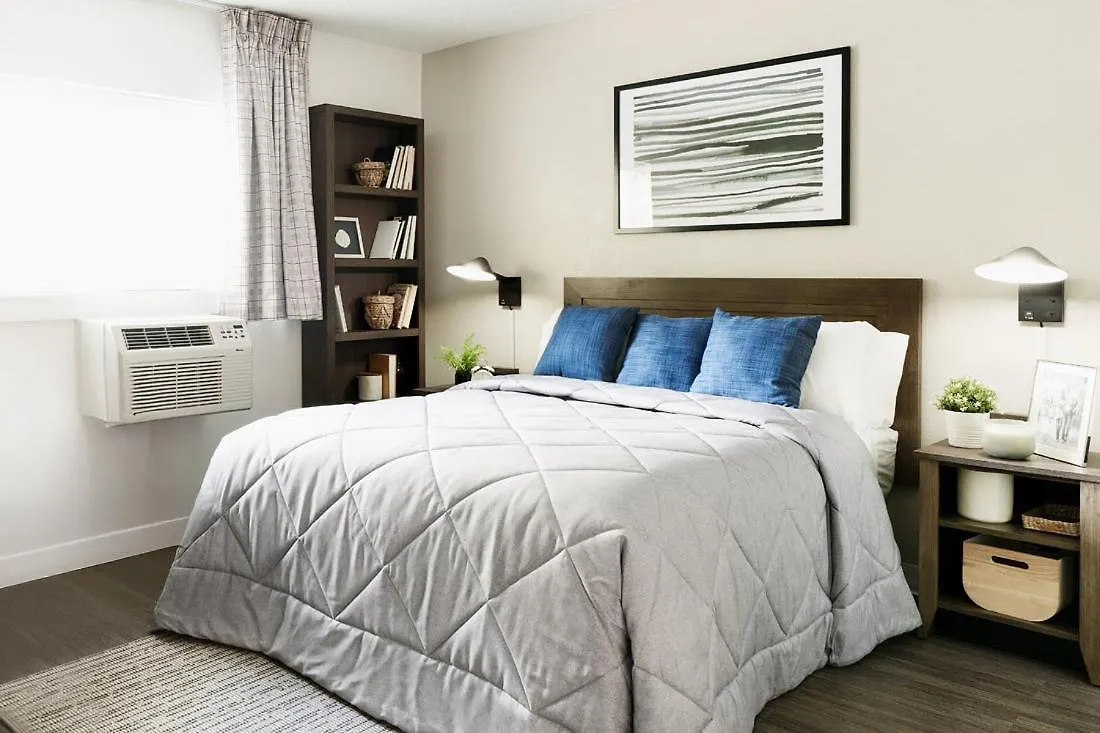 Staying Near Bethesda Park: 4 Leisure Hotels Compared